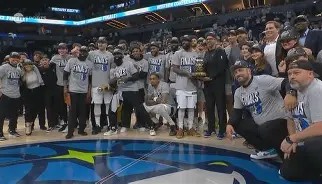 一竞技网站- 巴特勒伤情最新 